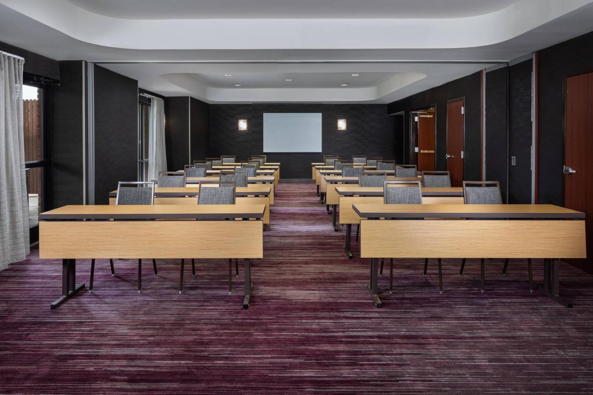 Courtyard By Marriott Anniston Oxford Ξενοδοχείο Εξωτερικό φωτογραφία