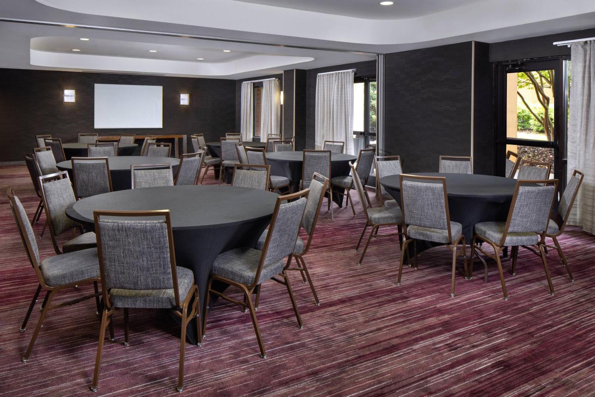 Courtyard By Marriott Anniston Oxford Ξενοδοχείο Εξωτερικό φωτογραφία