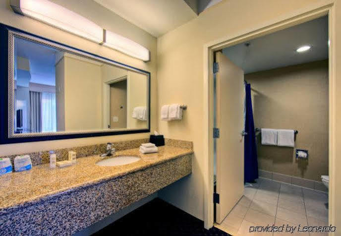 Courtyard By Marriott Anniston Oxford Ξενοδοχείο Εξωτερικό φωτογραφία